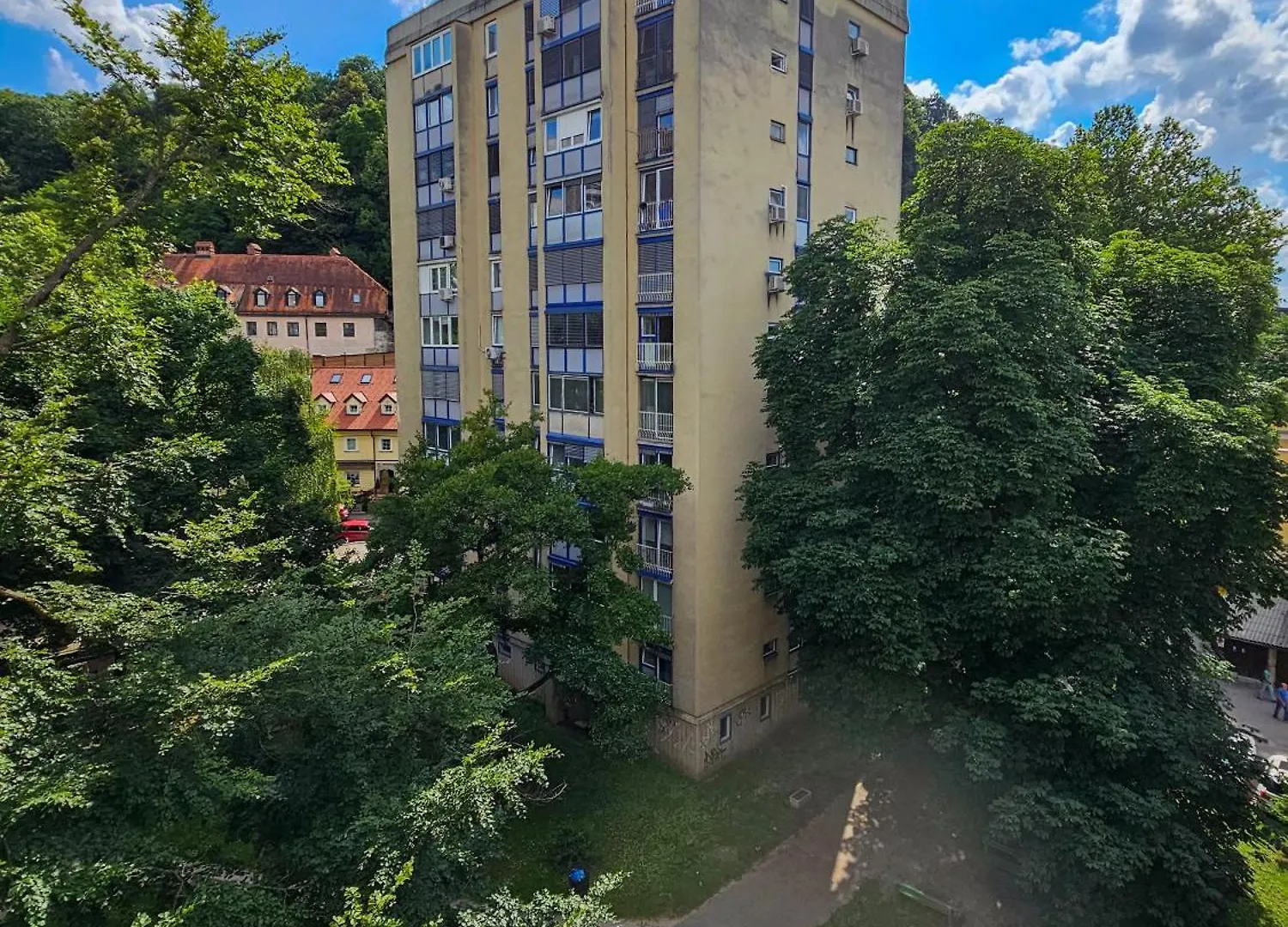 Top - Ljubljana'S Central Gem - Free Public Parking Slovenia
